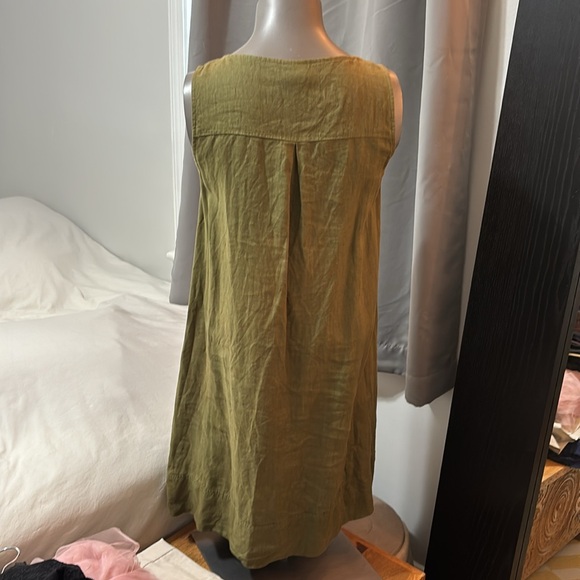 Pure Match Linen Dress - Picture 2 of 7